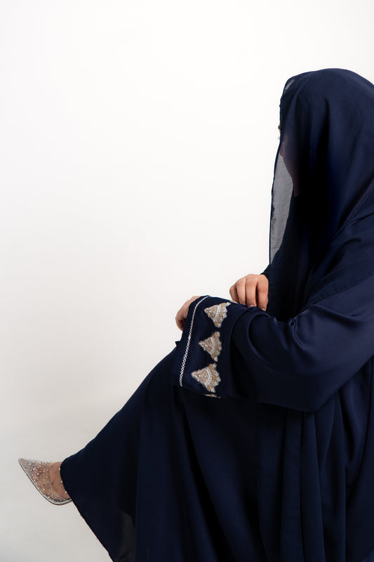 Midnight Dream – Vibrant & Stylish